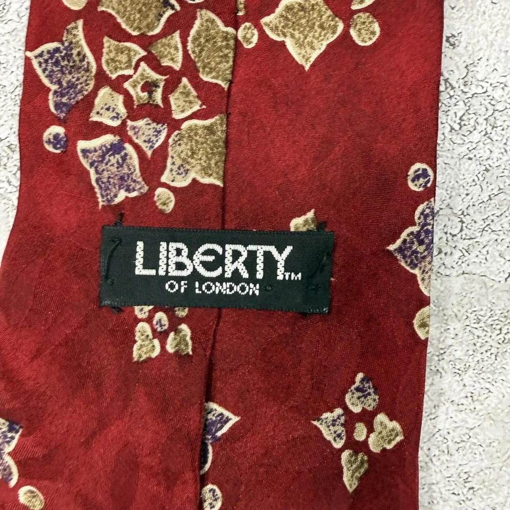 Liberty Of London Silk Tie Mens One Size Red Floral Made‎ In USA Necktie